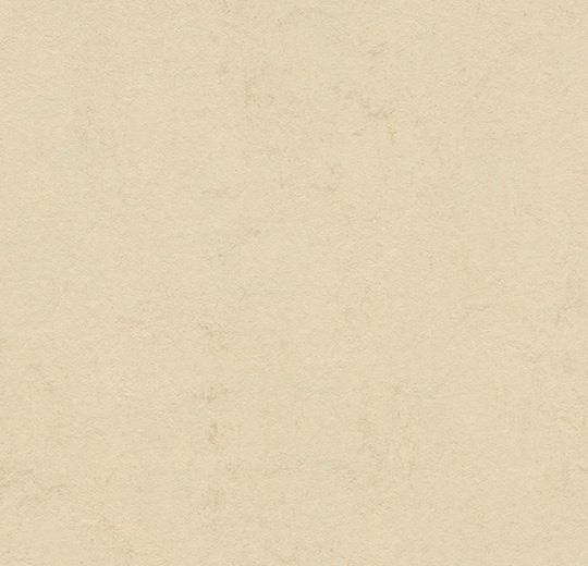 Authentic 3858 (2,00)