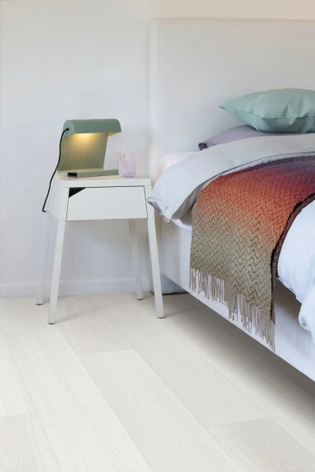 Glyde Oak 22126